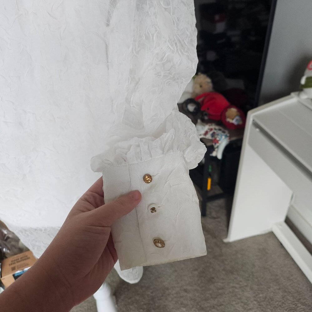 OH L Rose Puff Shirring Blouse Cream - Picture 5 of 6